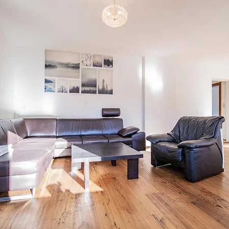 Mit Terrasse Apartament *