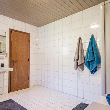 Mit Terrasse ستيناش آم بيرنر